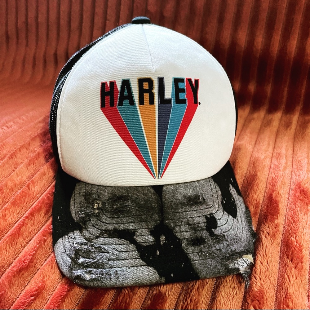 Harley-Davidson White Trucker Hat with Multicolor Logo
